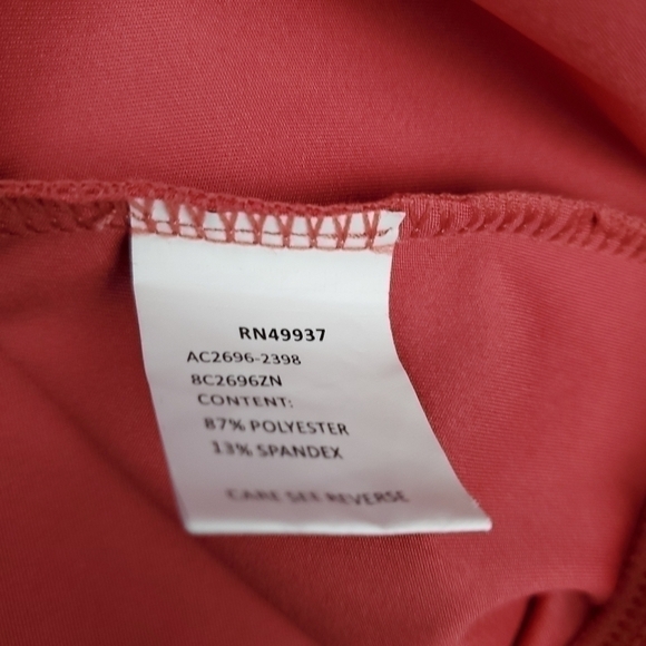 New Tail Mauve Exercise Running Shirt Sz 2 - Picture 9 of 13